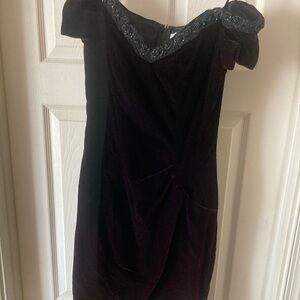 Niki Livas Original  formal dress vintage year about 1990 size 4